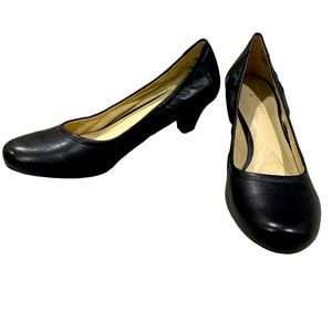 Naturalizer N5 Comfort Black Heels Size 9 M